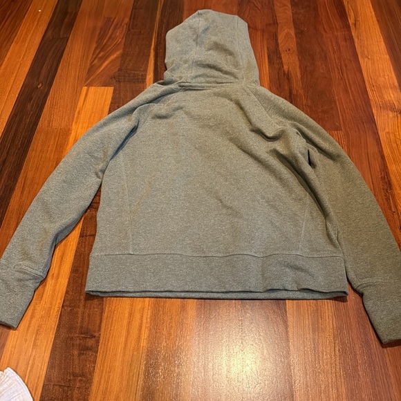 Ascend Woman's Sweatshirt XS - with Sleeve Thumb Holes - Picture 5 of 6